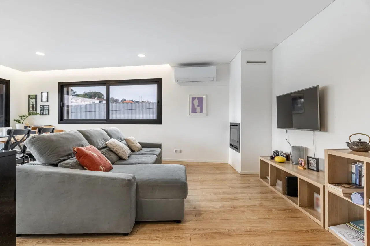 Apartamento T2 Semi-novo, em Tenões — 6