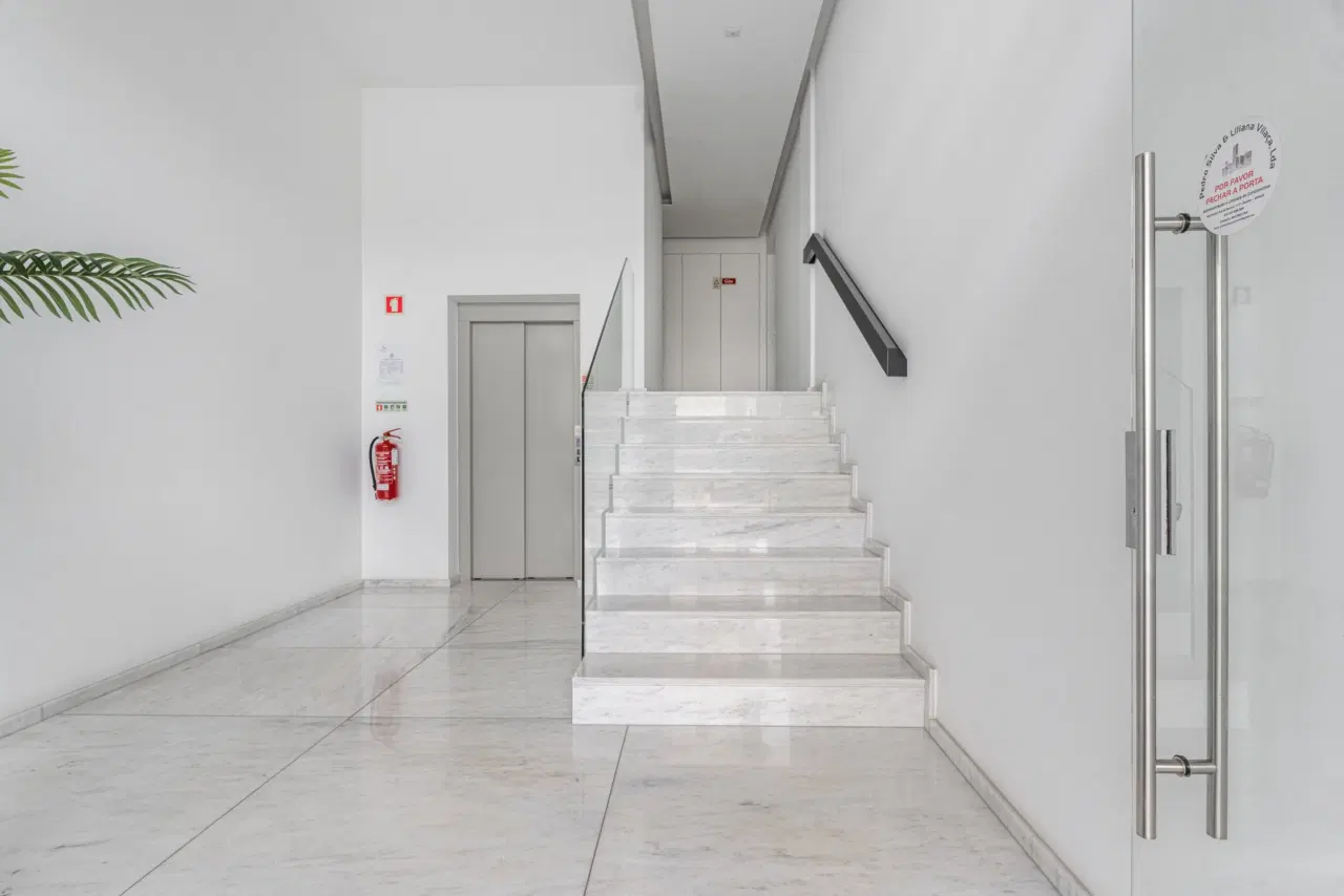 Apartamento T2 Semi-novo, em Tenões — 3