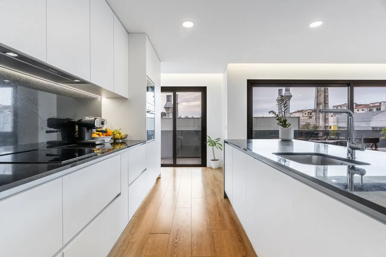 Apartamento T2 Semi-novo, em Tenões — 10