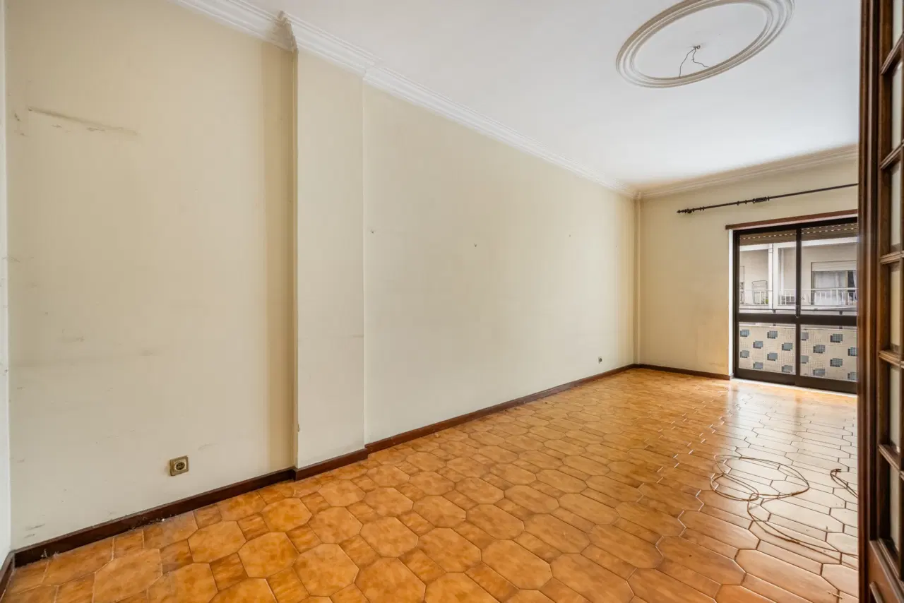 APARTAMENTO T2 COM GARAGEM FECHADA, 2 VARANDAS E ELEVADOR | BRAGA — 2