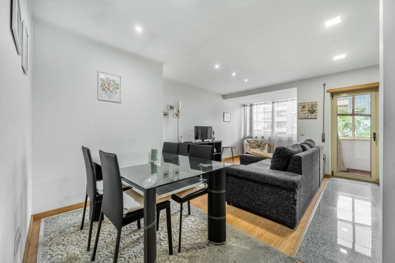 Apartamento T1 em Nogueiró, Braga com Lugar de Garagem — 3