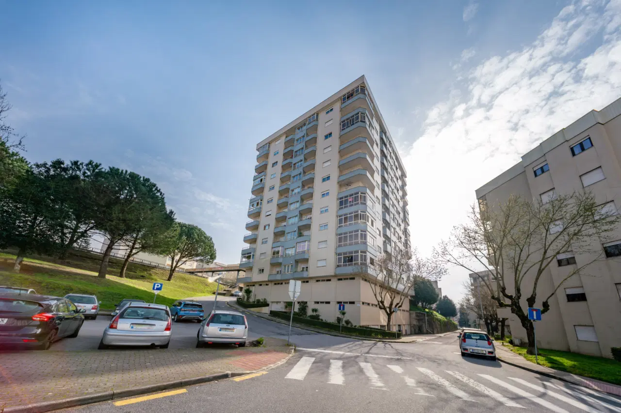 Apartamento T3 próximo do centro de Braga — 2