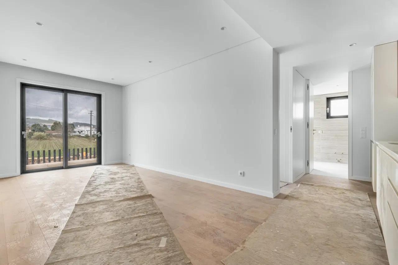 APARTAMENTO T1 NOVO COM JARDIM — 3