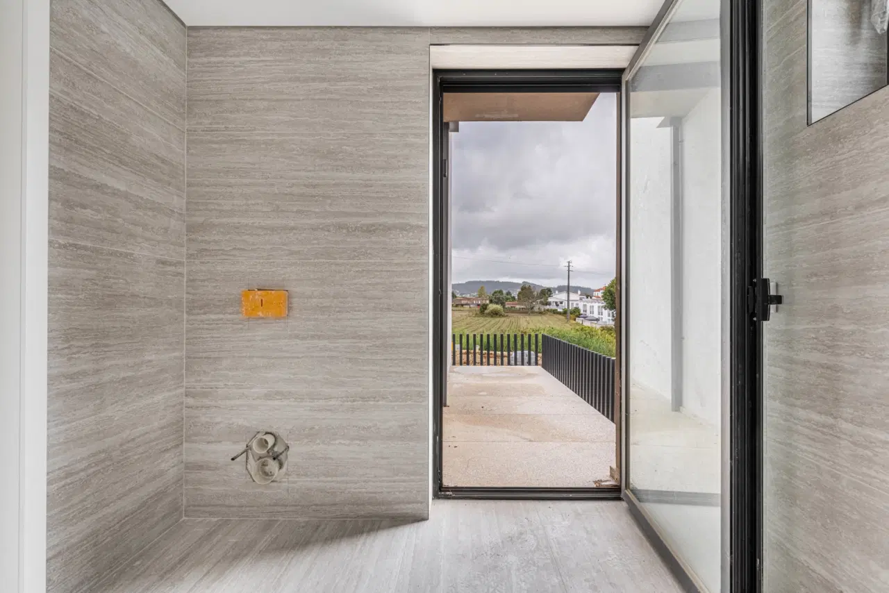 APARTAMENTO T1 NOVO COM JARDIM — 10