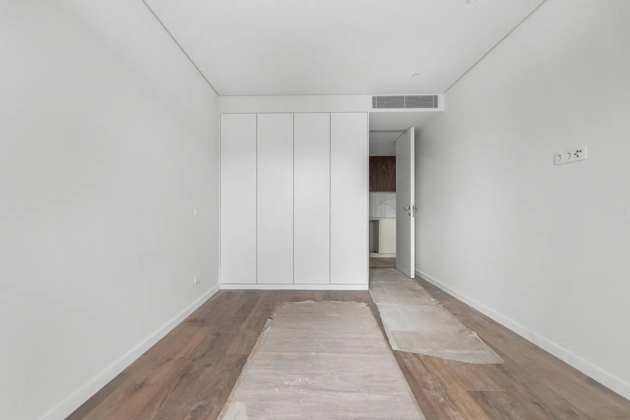 APARTAMENTO T1 NOVO COM JARDIM — 8