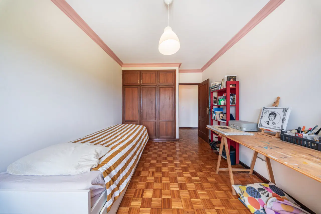 T3 Espaçoso com Garagem Fechada em Nogueira da Maia | 149 m², Excelente Estado e Ótima Localização — 22