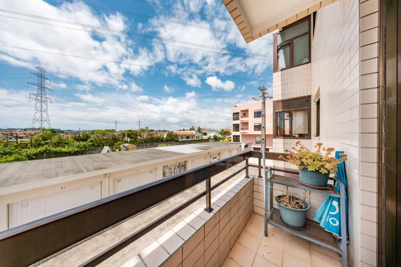 T3 Espaçoso com Garagem Fechada em Nogueira da Maia | 149 m², Excelente Estado e Ótima Localização — 6