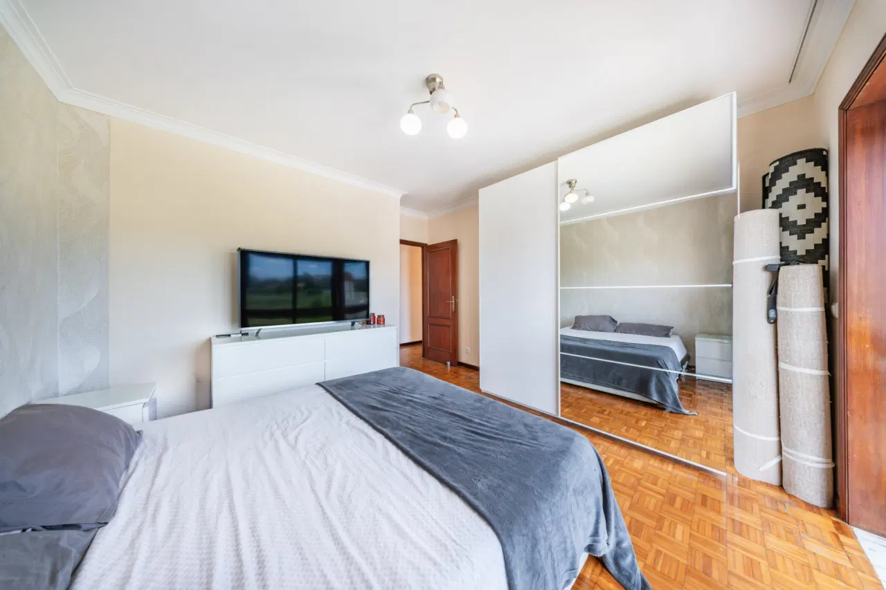 T3 Espaçoso com Garagem Fechada em Nogueira da Maia | 149 m², Excelente Estado e Ótima Localização — 18