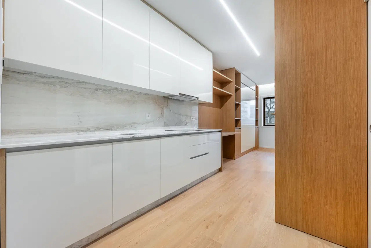 Apartamento T0 Remodelado com Terraço no Centro de Braga — 2