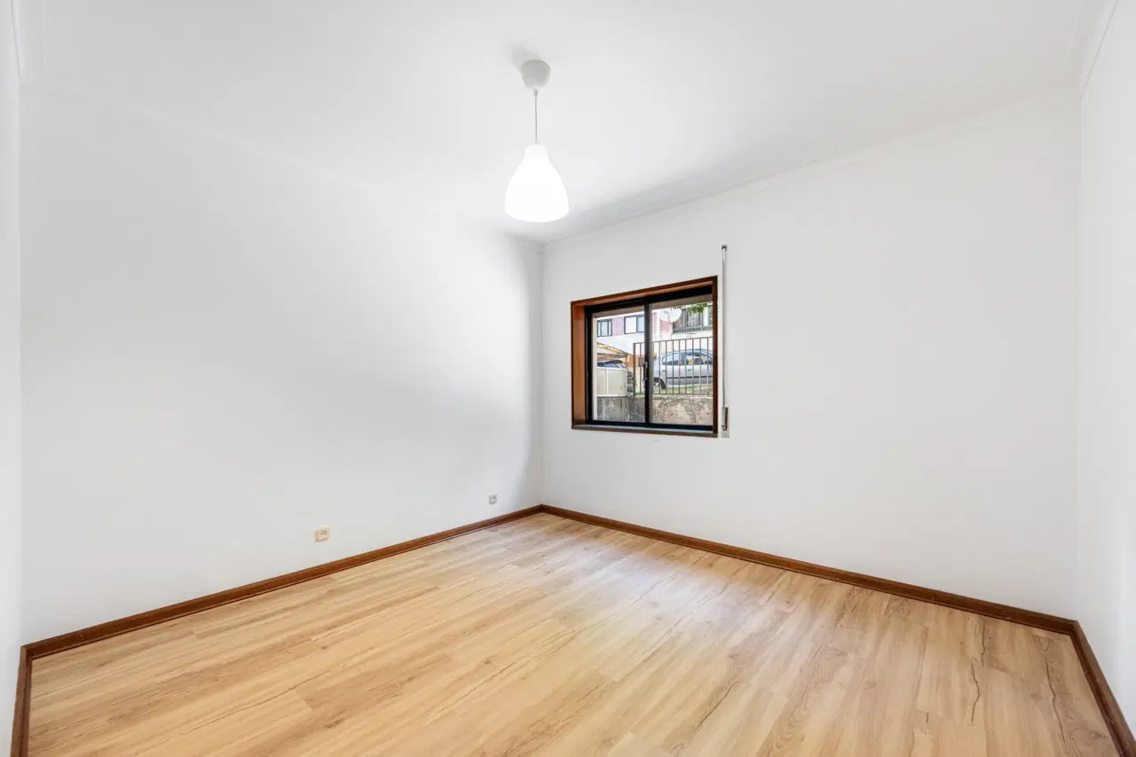 APARTAMENTO T3 EM FERREIROS, BRAGA — 13