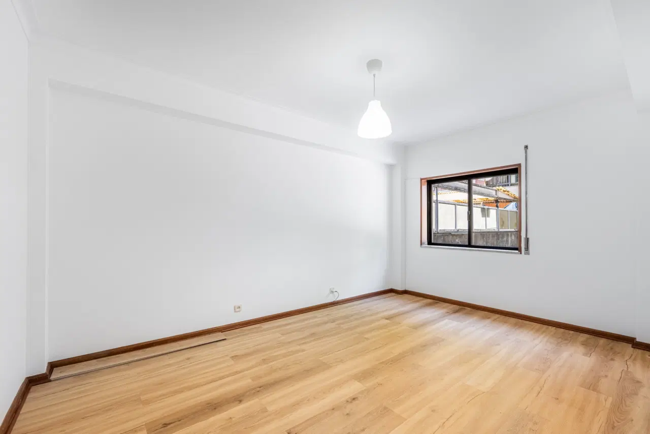 APARTAMENTO T3 EM FERREIROS, BRAGA — 14