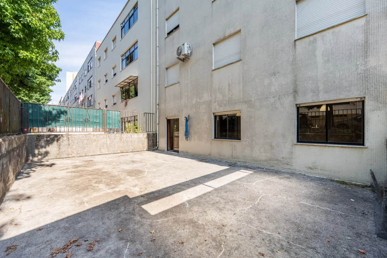 APARTAMENTO T3 EM FERREIROS, BRAGA — 16